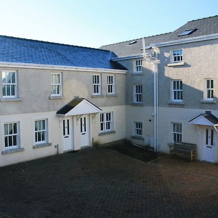 Villa 2 Laurel Court Ulverston Exterior foto