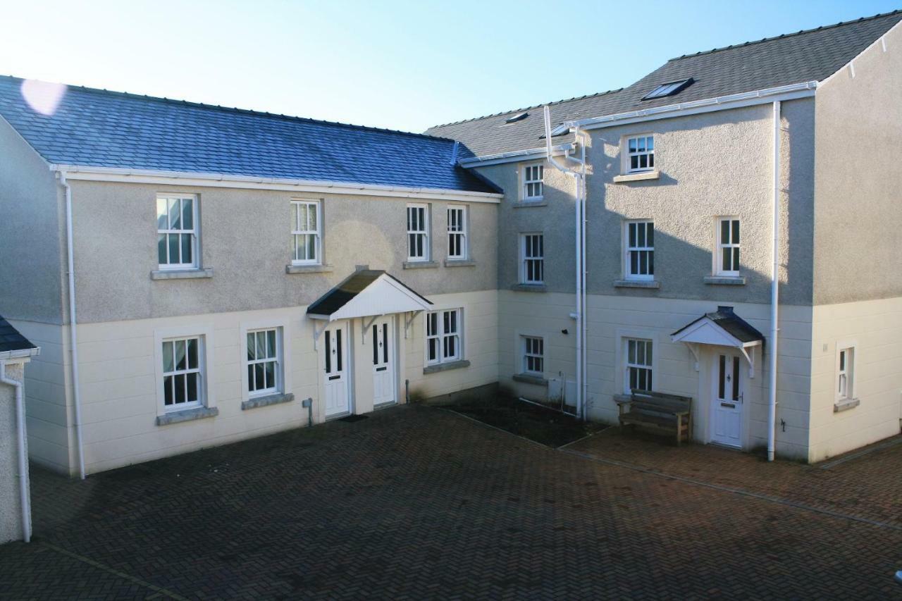Villa 2 Laurel Court Ulverston Exterior foto